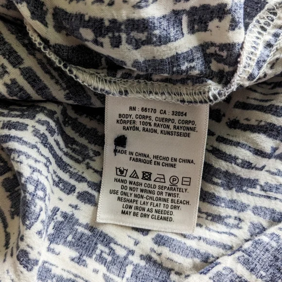 Anthropologie Blue and White Relaxed Button Down Blouse - Picture 8 of 9